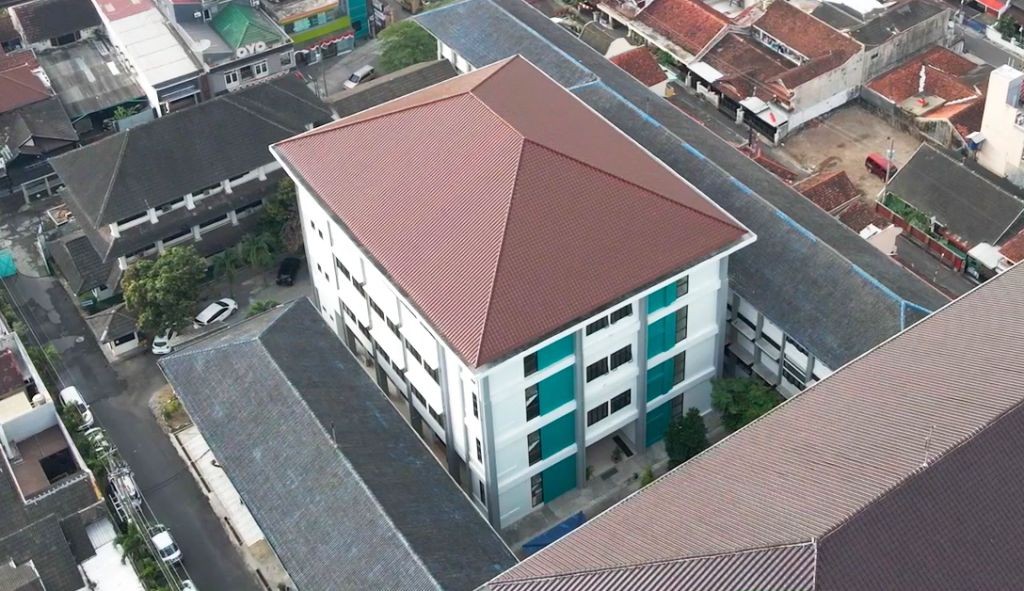 Nampak Atas